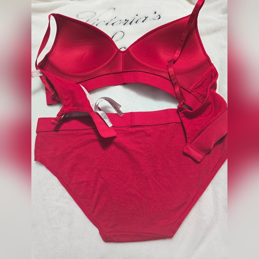 💖VICTORIA SECRET Shine Patch Lightly Line Wireless T-Shirt Bra Set. Red. 36B/ M - Picture 2 of 5